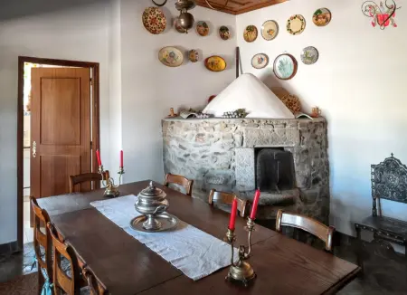 Villa avec piscine privée et vue montagne à Lamego, Portugal : photo 14