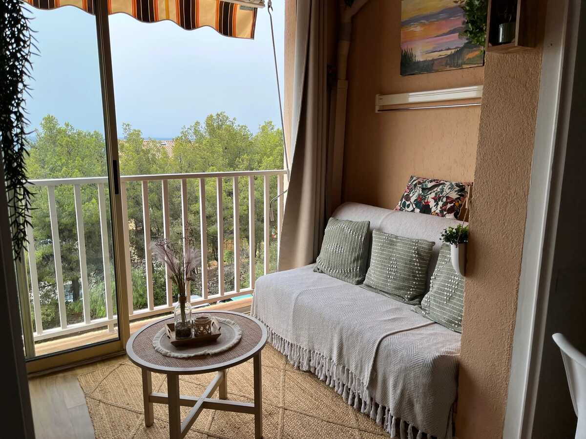 Appartement 30 m² vue mer à Bandol, à 1 km des plages - Photo 1