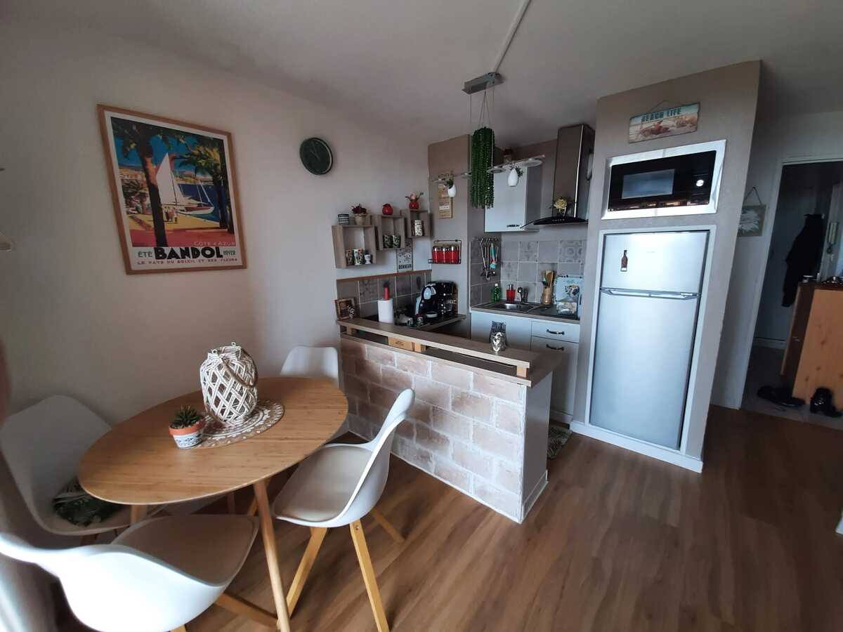 Appartement 30 m² vue mer à Bandol, à 1 km des plages - Photo 3