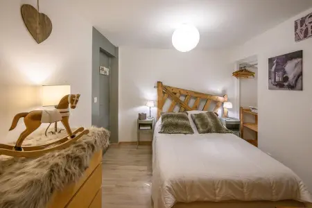 Appartement 3 chambres à Orcières, vue montagne et baignoire balnéo : photo 4