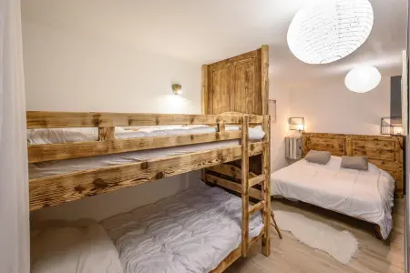 Appartement 3 chambres à Orcières, vue montagne et baignoire balnéo : photo 10