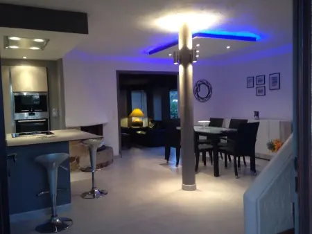 Villa avec piscine privée à eau salée et vue mer au Cannet : photo 8