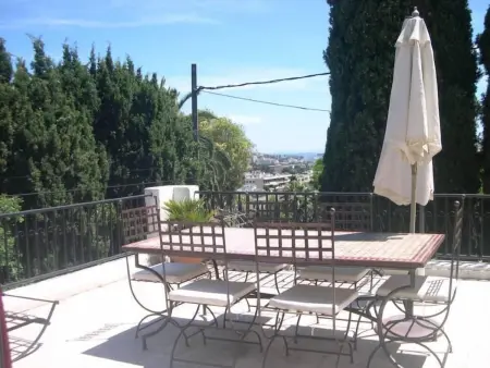 Villa avec piscine privée à eau salée et vue mer au Cannet : photo 15