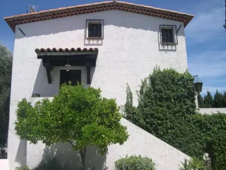 Villa avec piscine privée à eau salée et vue mer au Cannet : photo 16