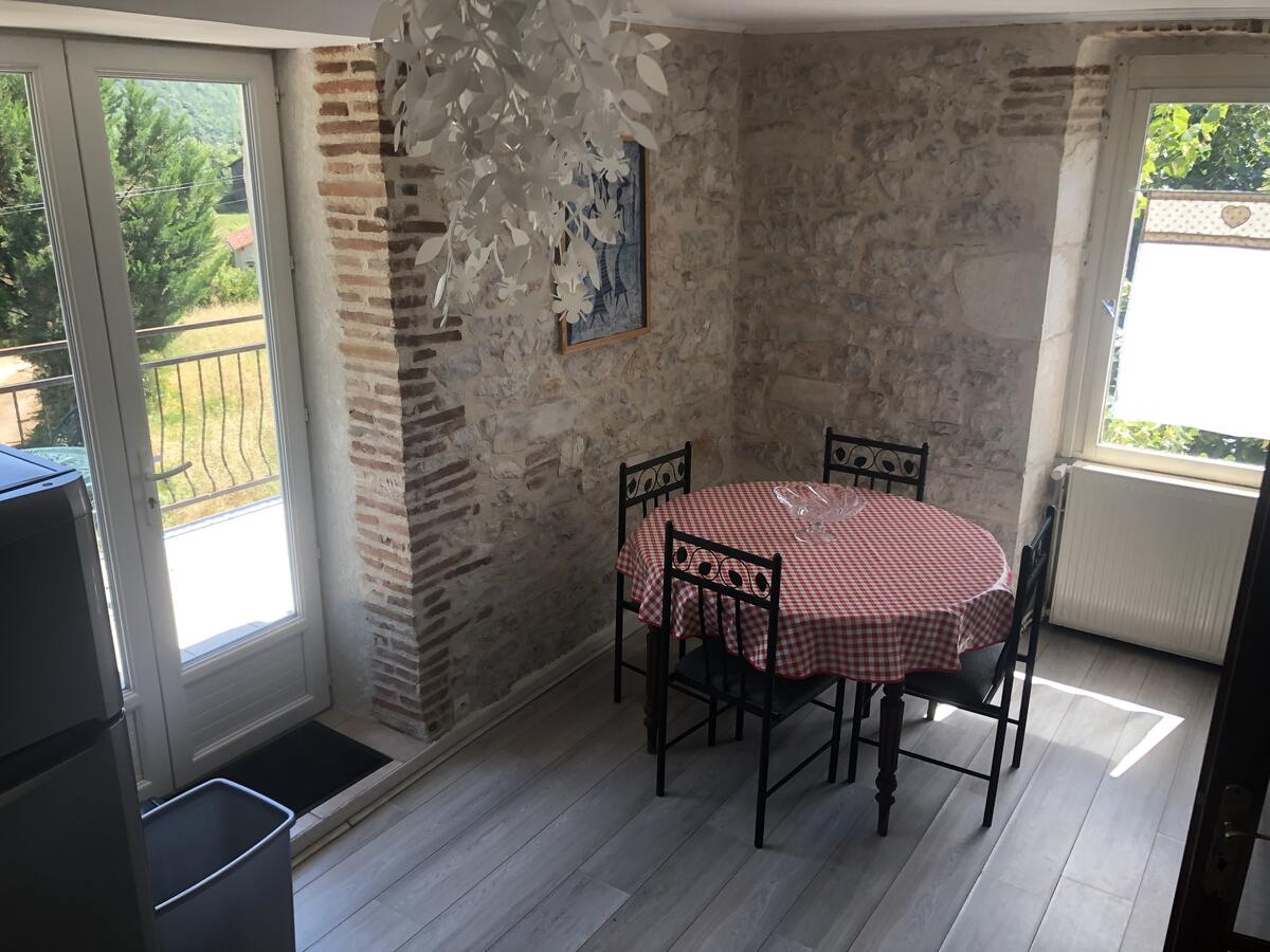 Maison 110 m² Saint-Géry, piscine ouverte toute l'année - Photo 10