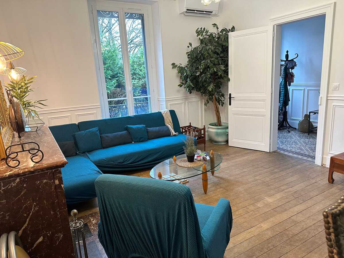 Maison 138 m² pour 11 personnes à Saint-Florentin - Photo 1