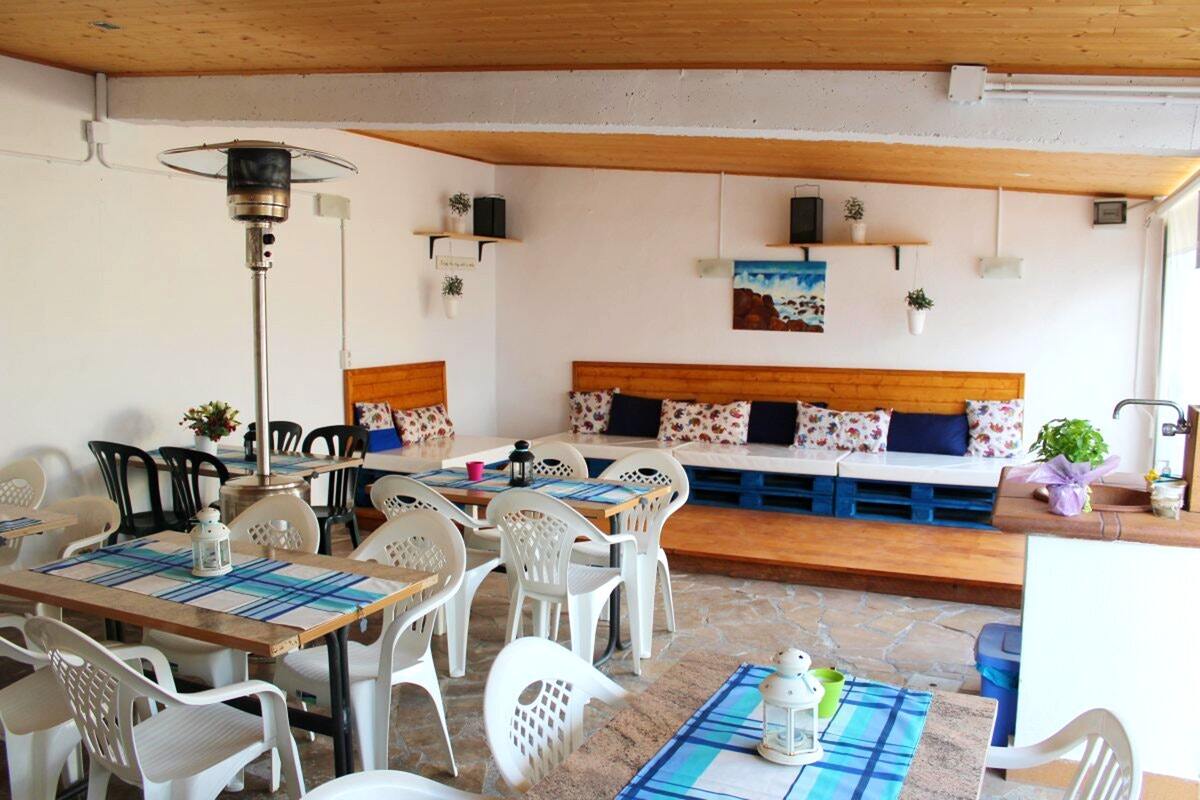 Maison 15 pers., 5 chambres avec jardin clôturé à Poble Nou - Photo 3