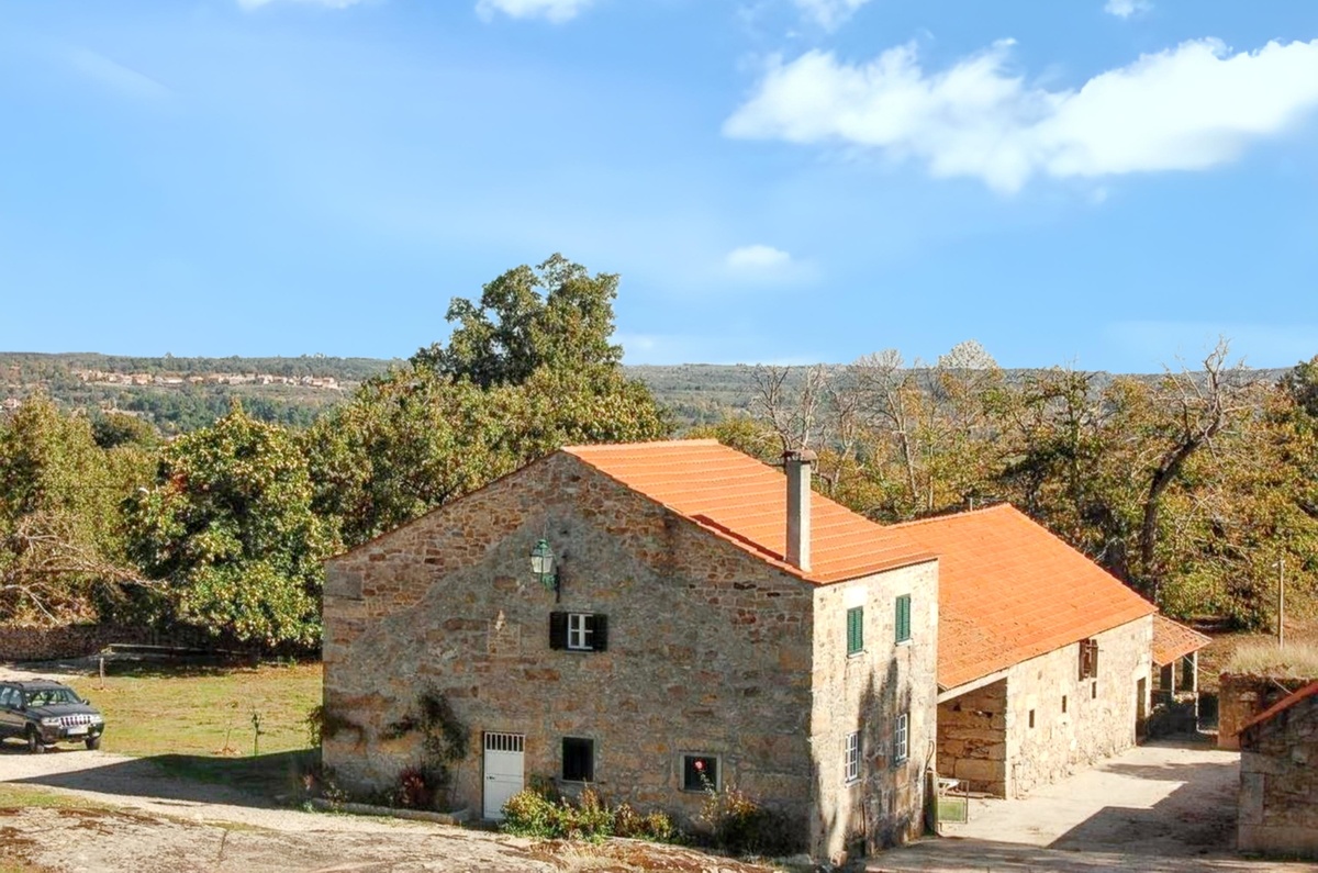 Maison 4 chambres avec piscine privée à Vila Fernando - Photo 13