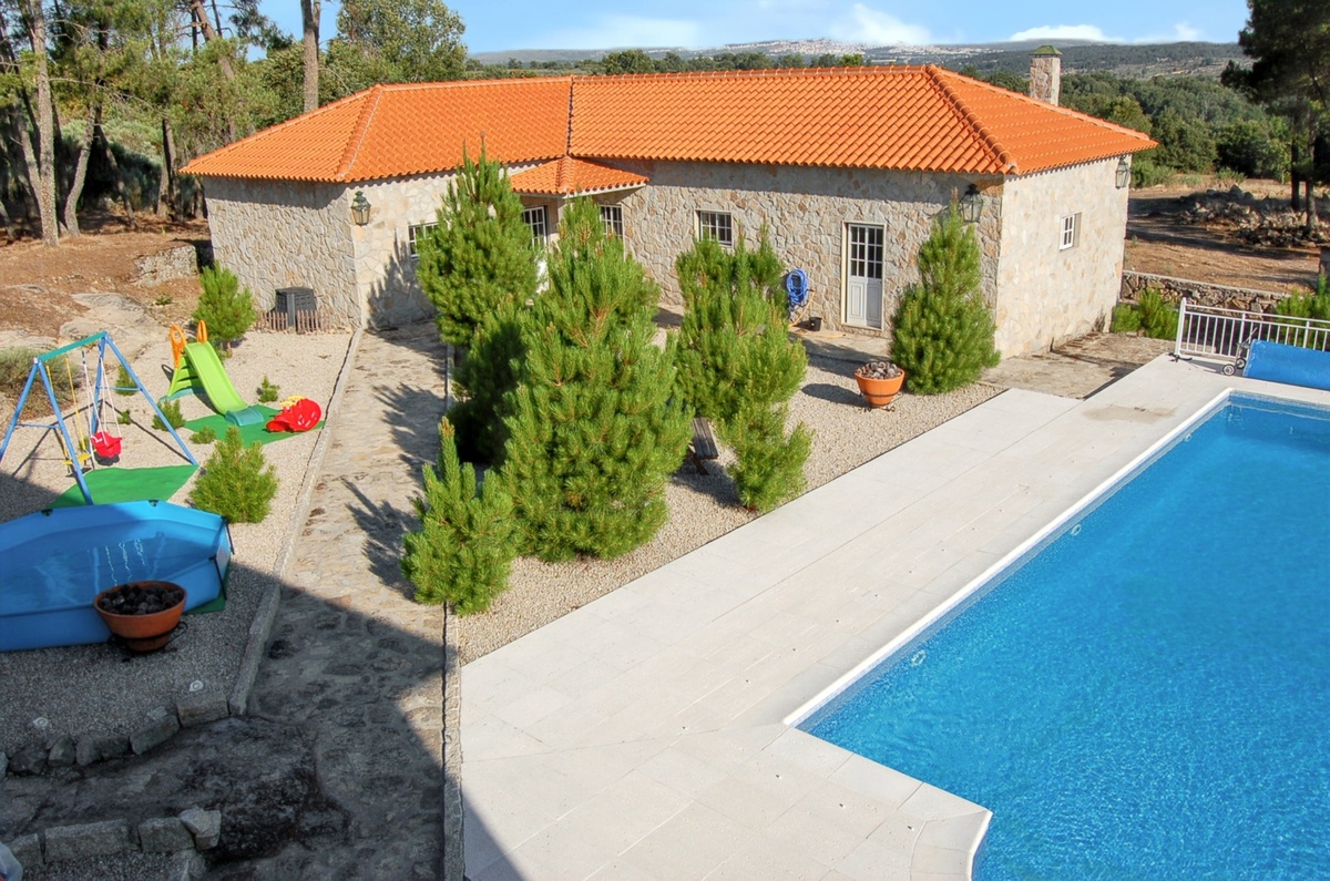 Maison 4 chambres avec piscine privée à Vila Fernando - Photo 14