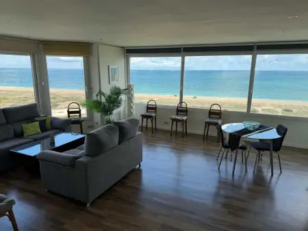 Location appartement à Valencia, Appartement spacieux à Valence avec vue sur la mer - 160 m²