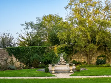Appartement 30 m² dans un manoir du 18e, piscine chauffée : photo 7