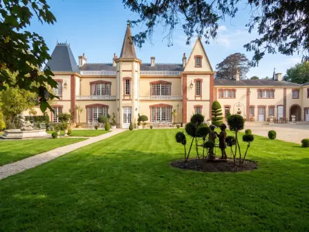 Appartement 30 m² dans un manoir du 18e, piscine chauffée : photo 14