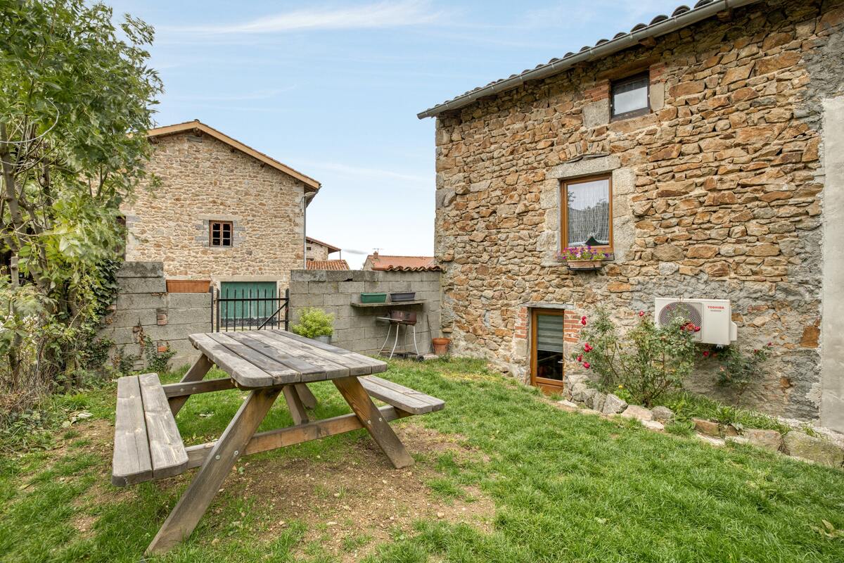 Maison de campagne avec jardin clos à Valprivas - Photo 11