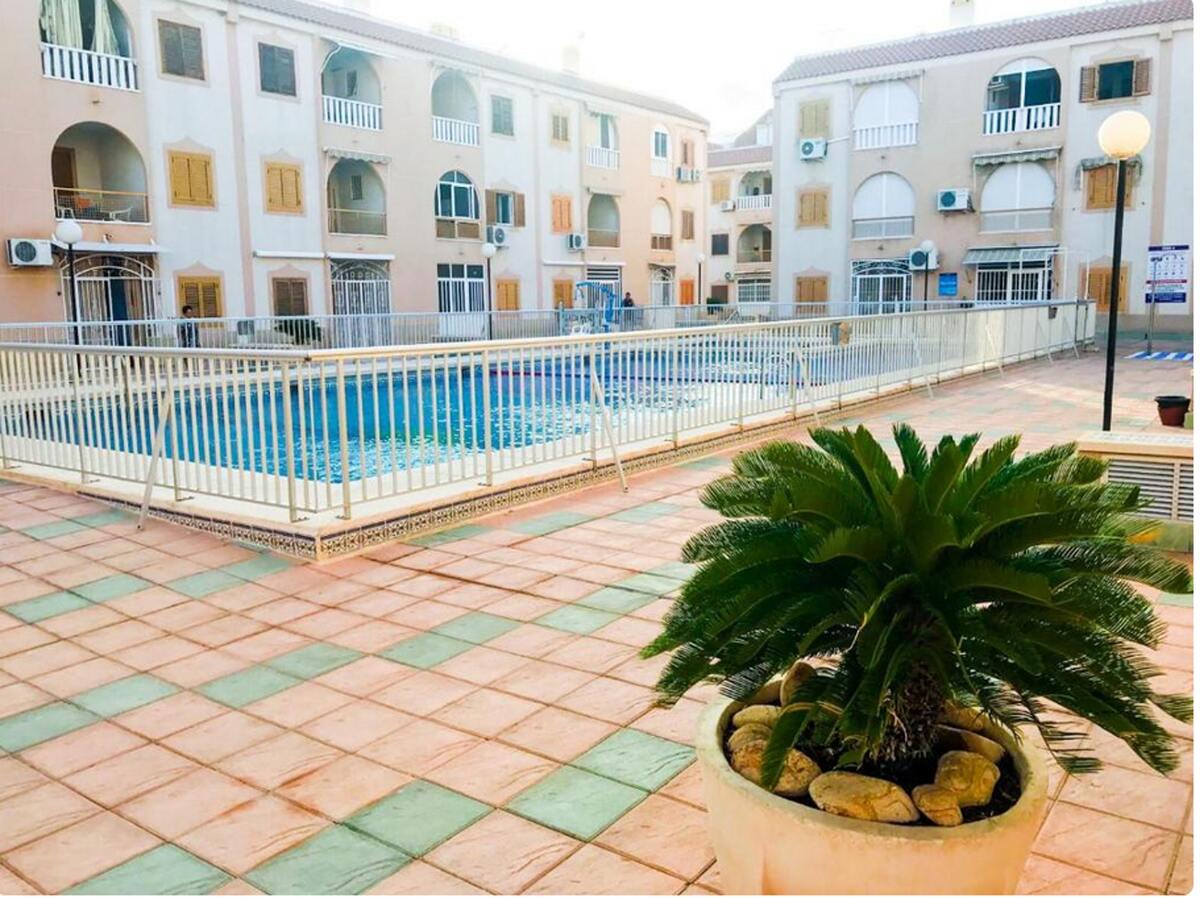 Appartement 75 m² à Torrevieja, piscine chauffée toute l'année - Photo 3