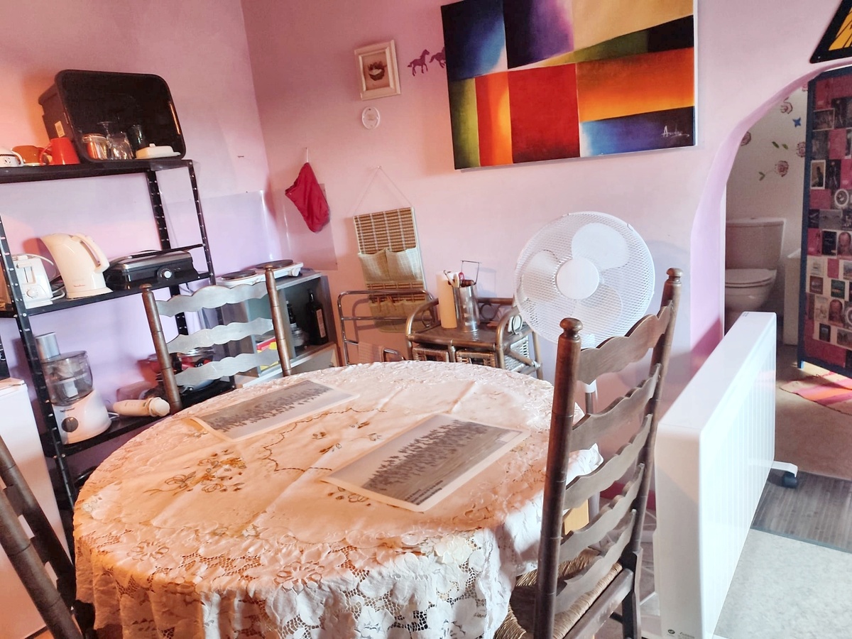 Appartement cosy à Estinnes, 40 m², jardin clôturé partagé - Photo 3