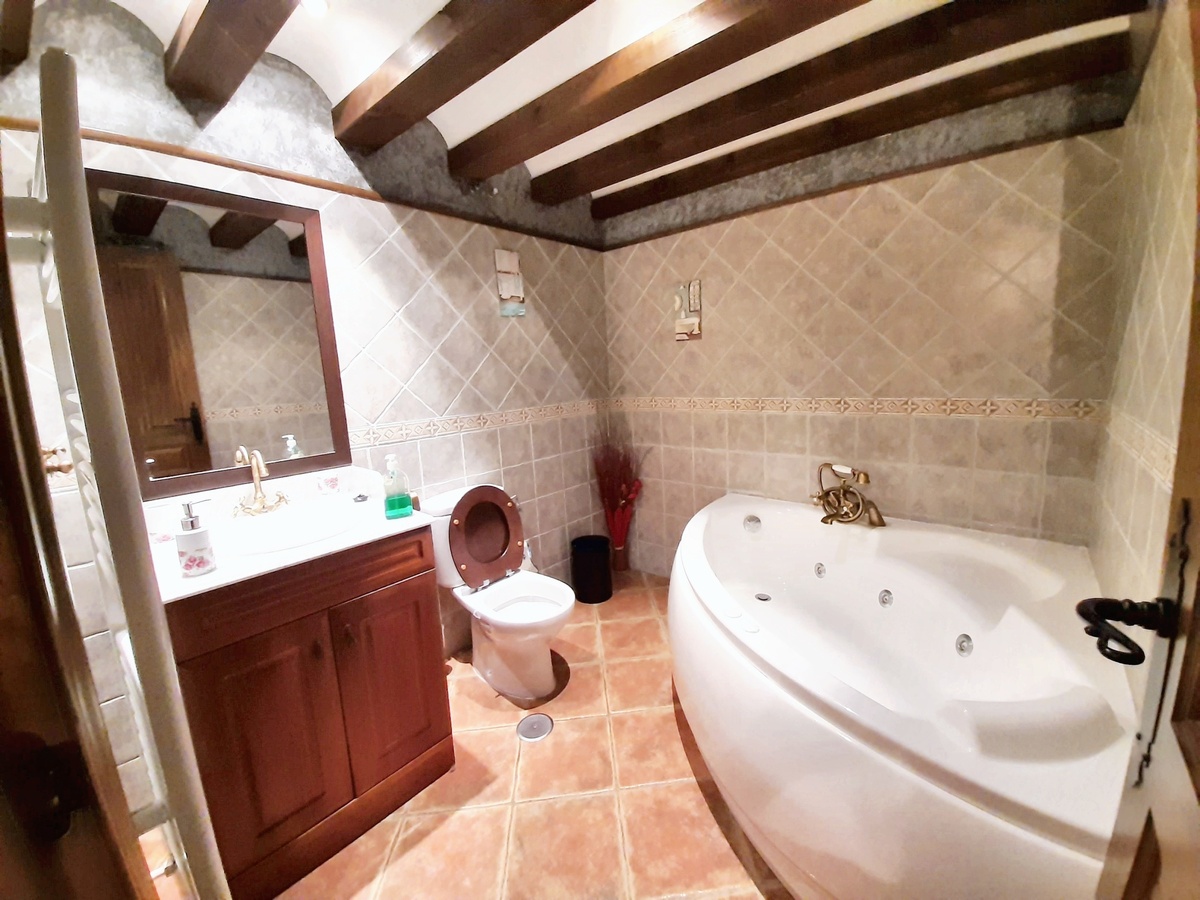 Maison 6 pers. à Hueva avec vue montagne - Photo 5