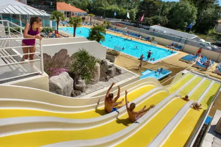 Bungalow charmant à Saint-Jean-de-Monts avec piscine partagée - Photo 12