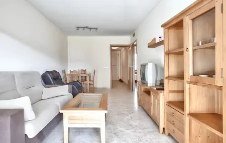 Location appartement à Platja de la Pineda, Appartement confortable à Platja de la Pineda 70 m² avec piscine