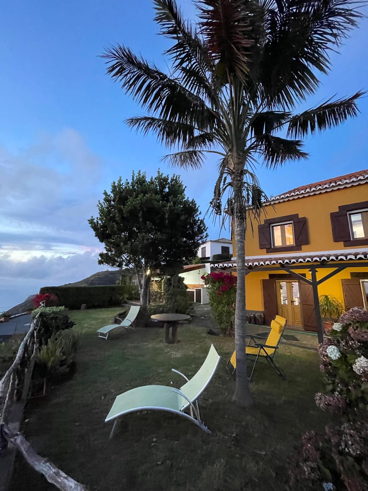 Maison vue mer à Fajã da Ovelha avec terrasse et barbecue - Photo 5