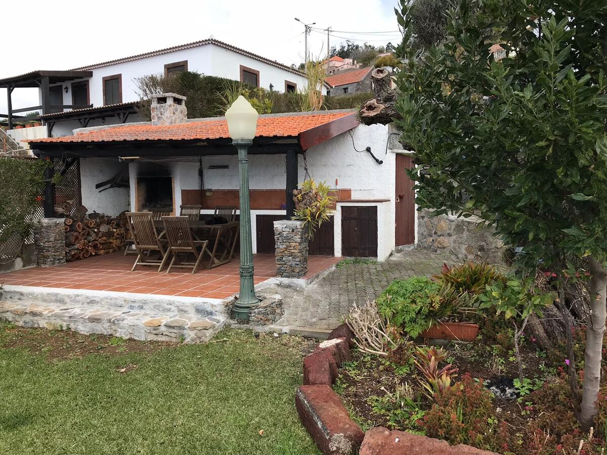 Maison vue mer à Fajã da Ovelha avec terrasse et barbecue - Photo 18