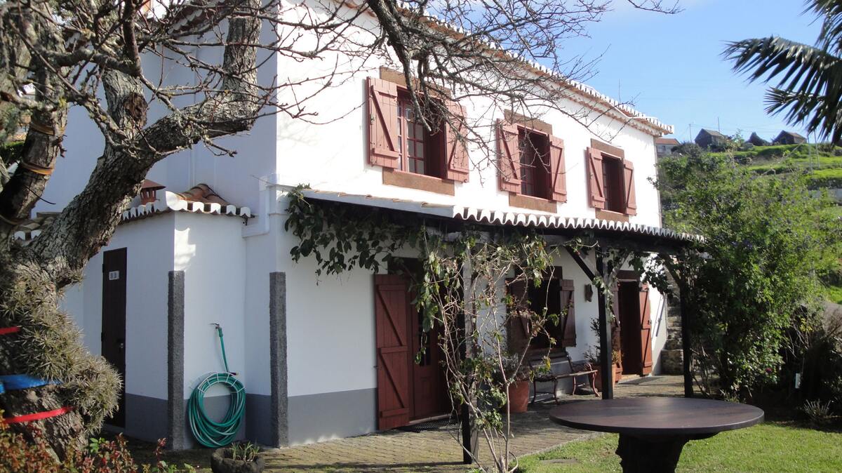 Maison vue mer à Fajã da Ovelha avec terrasse et barbecue - Photo 23