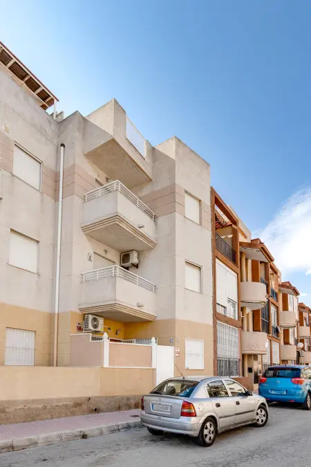 Appartement 2 chambres à Torrevieja avec piscine partagée : photo 19