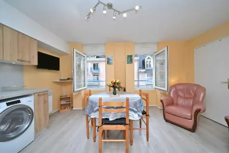 Location appartement à Cauterets, Appartement chaleureux à Cauterets - 35 m² - Casier à skis