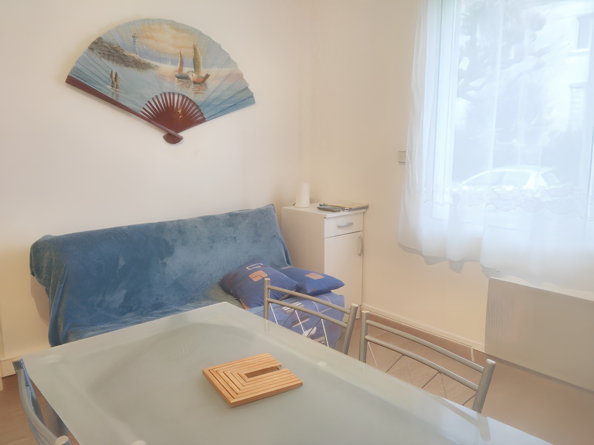 Appartement 35 m² à Jonzac, parking inclus, animaux acceptés - Photo 3