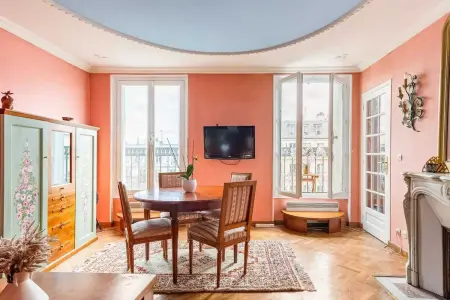Location appartement à Paris, Appartement convivial à Paris avec vue panoramique ! (50 m²)
