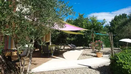 Villa familiale avec piscine chauffée à Chassiers, sud Ardèche : photo 4