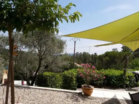 Villa familiale avec piscine chauffée à Chassiers, sud Ardèche : photo 17