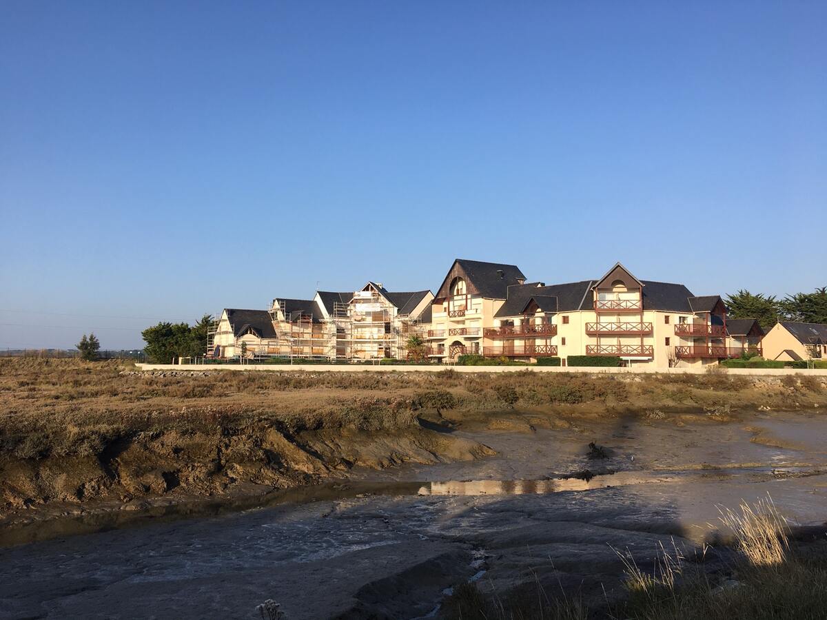 Appartement 30 m² balcon vue mer et piscine - Guérande - Photo 18
