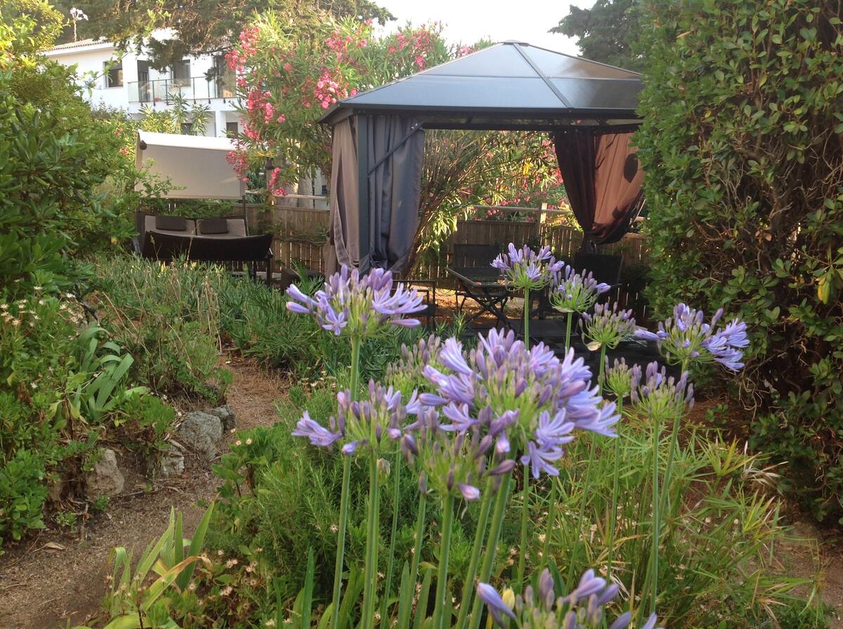 Appartement 4 personnes à Fréjus, jardin avec barbecue - Photo 23