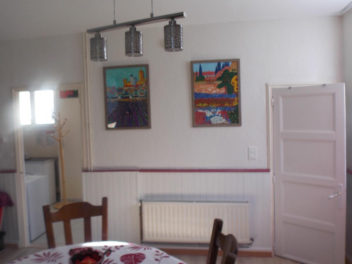 Maison 70 m² à Sourdeval, jardin avec barbecue - Photo 4