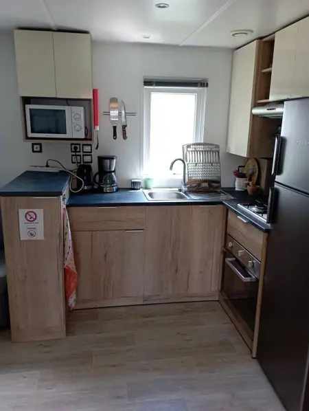 Bungalow confortable à Condrieu avec piscine partagée - Photo 4