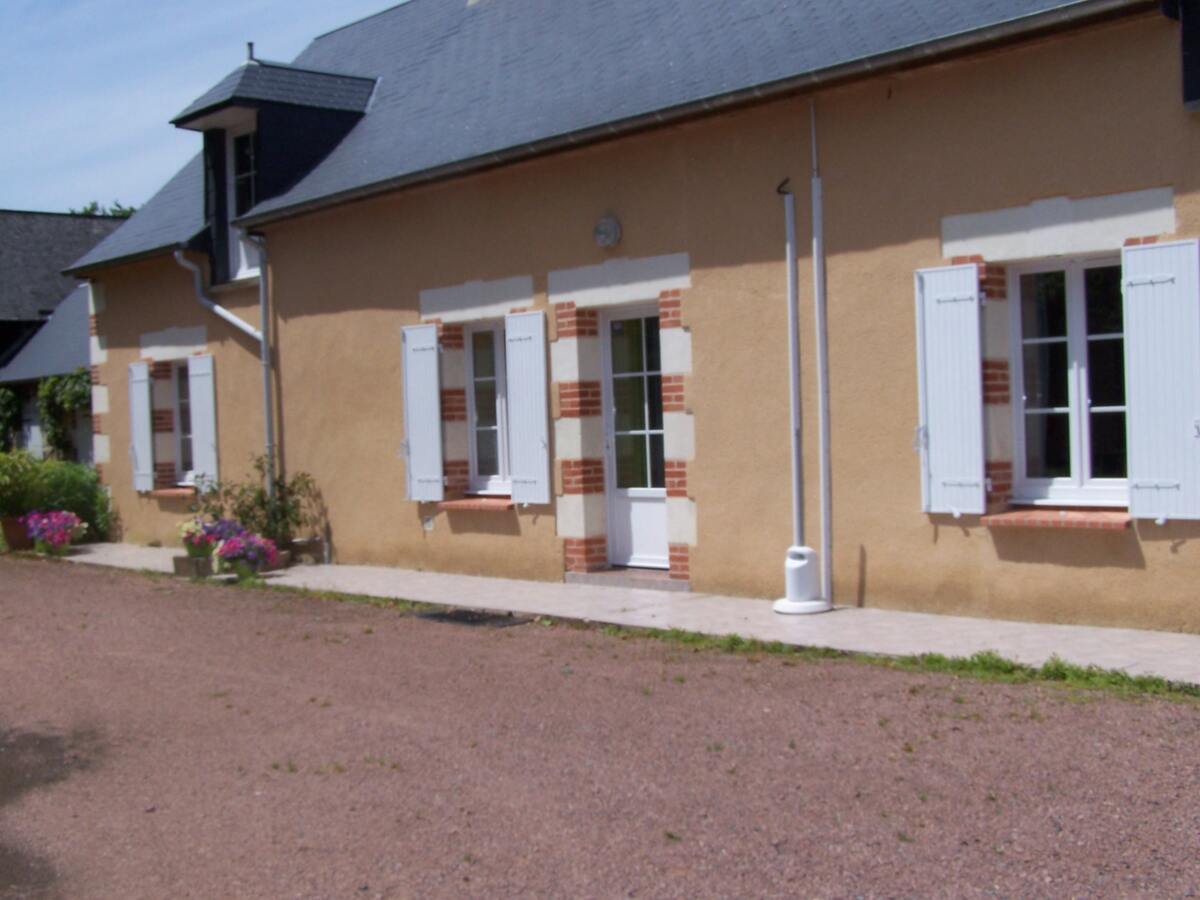 Maison 6 pers. avec jardin et terrasse à La Chapelle-aux-Choux - Photo 2