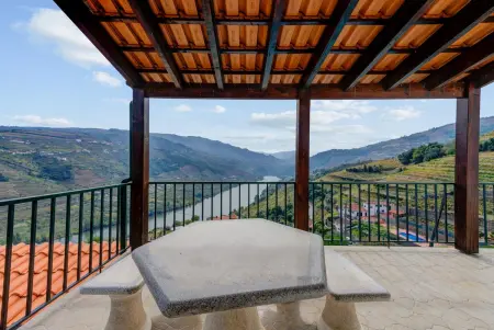 Villa Mesão Frio 3 chambres, piscine privée et vue montagne : photo 5
