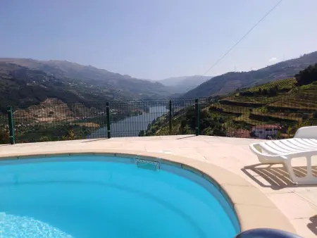 Villa Mesão Frio 3 chambres, piscine privée et vue montagne : photo 26