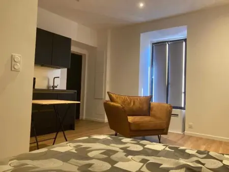 Location appartement à Ajaccio, Studio cosy à Ajaccio 28 m² avec vue ville