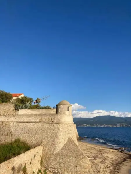 Studio cosy à Ajaccio 28 m² avec vue ville, Appartement 2 personnes à Ajaccio - Photo 31