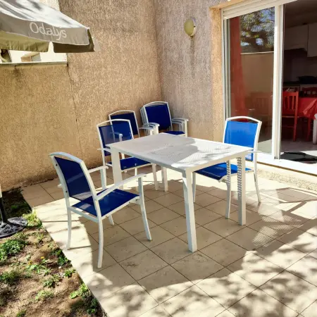Maison familiale à Salavas avec piscine partagée et jardin : photo 2