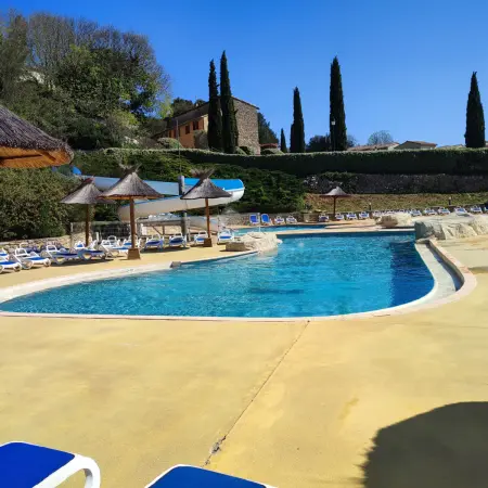 Maison familiale à Salavas avec piscine partagée et jardin : photo 6