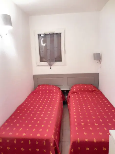 Maison familiale à Salavas avec piscine partagée et jardin : photo 8