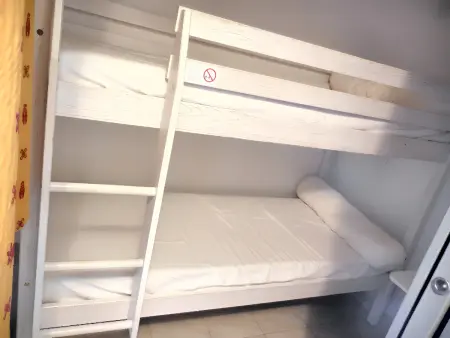 Maison familiale à Salavas avec piscine partagée et jardin : photo 10