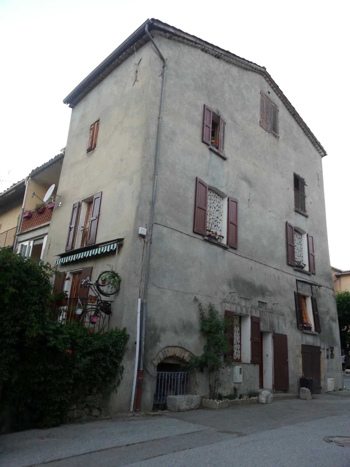 Appartement 30 m² avec balcon vue jardin à Barrême - Photo 12