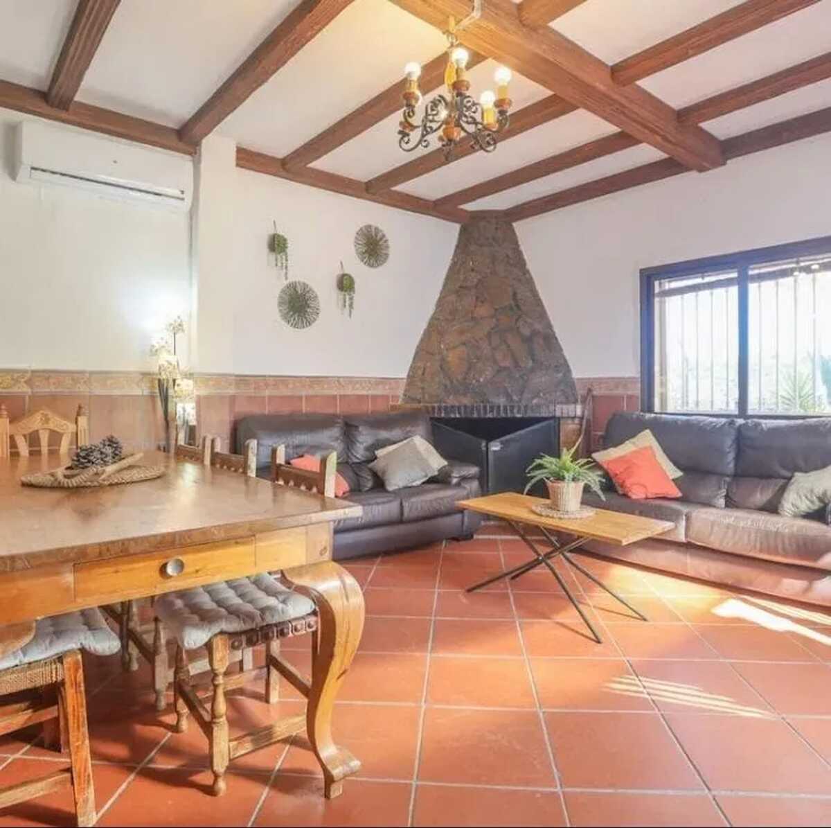 Villa 15 pers., 5 chambres, piscine privée à Guillena - Photo 1