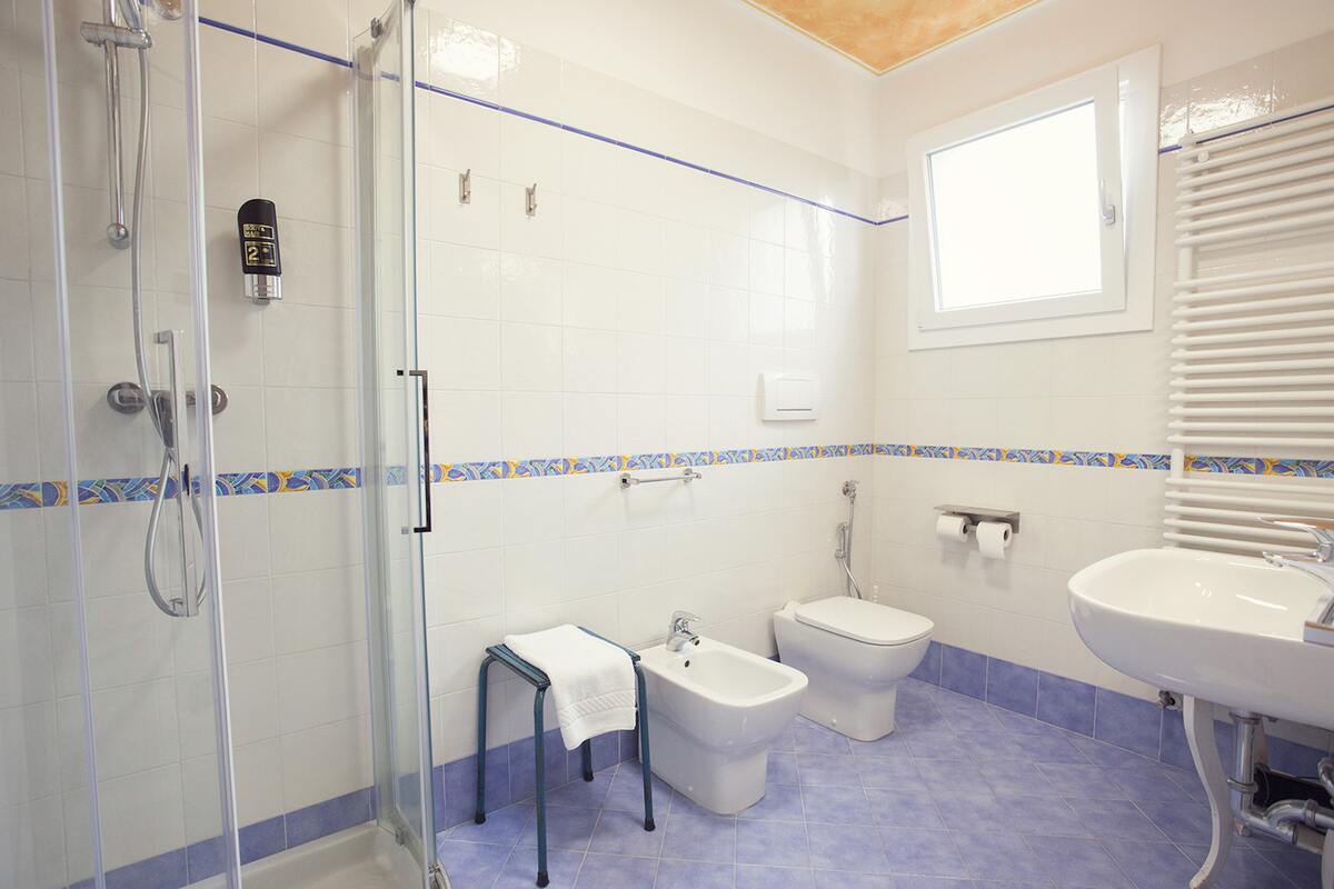 Appartement 90 m² avec jardin privé et barbecue - Photo 12