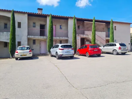 Studio 30 m² avec terrasse privée à Gréoux-les-Bains : photo 6