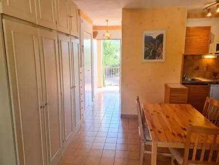 Studio 30 m² avec terrasse privée à Gréoux-les-Bains : photo 12