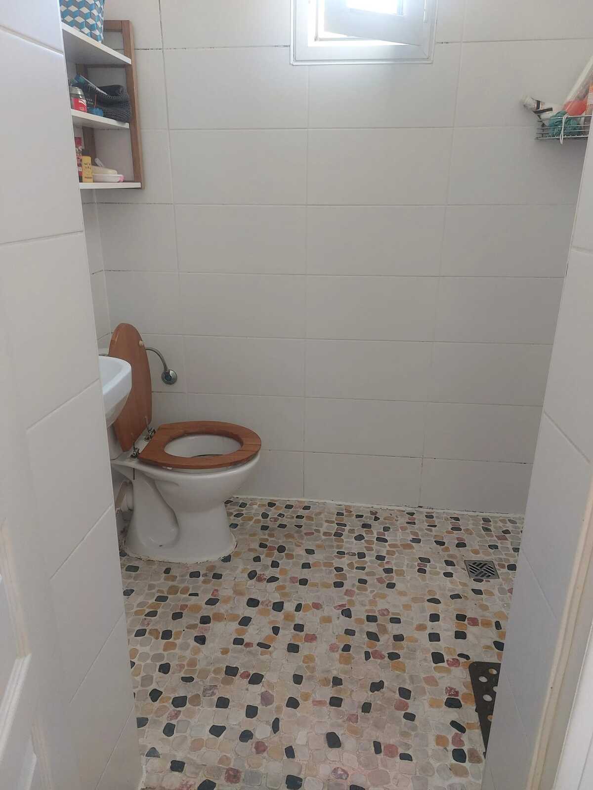 Villa avec piscine privée et studio accessible à Saint-Fons - Photo 15